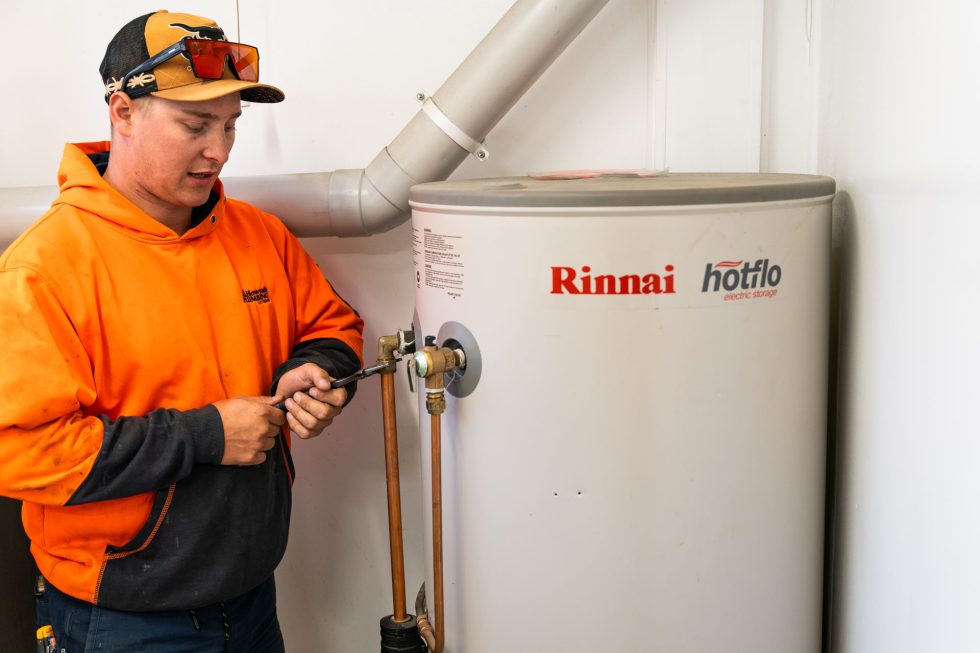 What is the best plumbing company in Howrah?